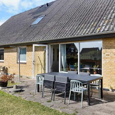 Dom wakacyjny Benedikt - 150m From The Sea By Interhome Bagenkop