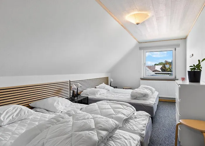 Benedikt - 150m From The Sea By Interhome