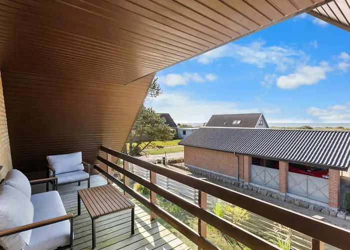 Benedikt - 150m From The Sea By Interhome *